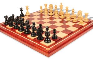 Wellington Staunton Chess Set in Ebony & Boxwood with Maple Solid Wood Chess Board - 4.25 King