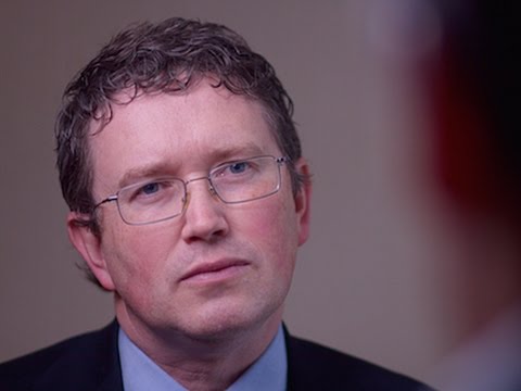 GOP Rep. Thomas Massie: “I don’t think there is a good outcome in 2016” – YouTube