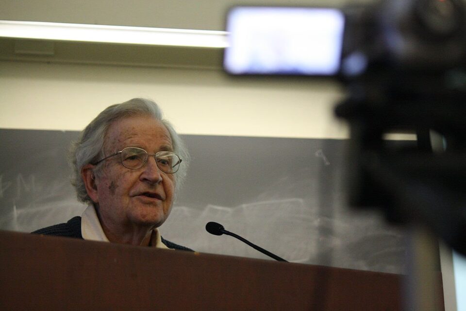 What Is Anarchism? Noam Chomsky on Capitalism, Socialism, Free Markets (2013) – YouTube