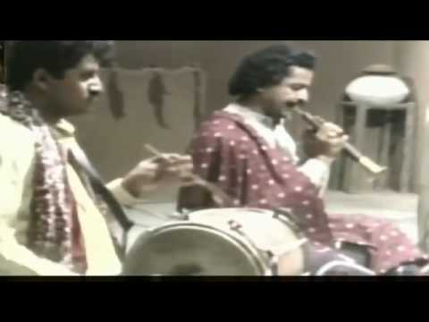 Echoes of Sufi Chants – Abida Parveen – Kafi Sachal Sarmast – Sun Baat – YouTube