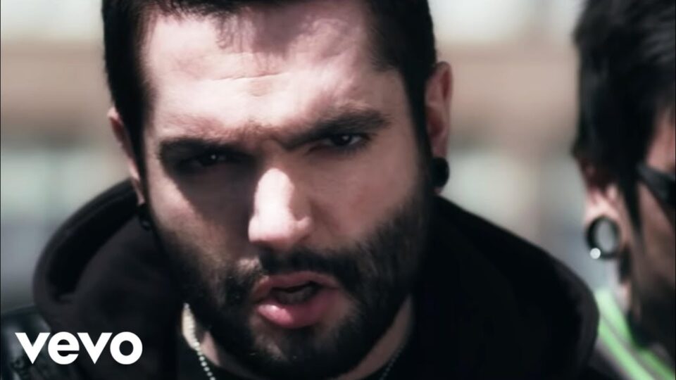 A Day To Remember – All Signs Point to Lauderdale (Official Video)