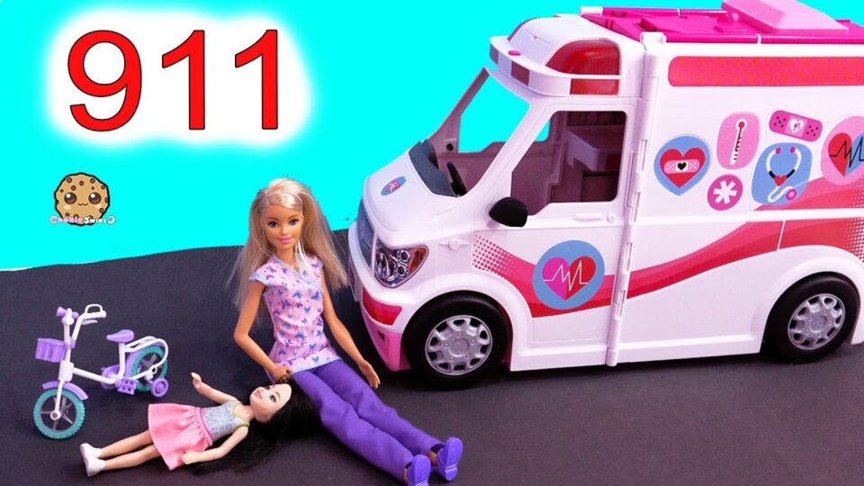 911 Call ! Barbie Ambulance Care Clinic Car ! Cookie Swirl C Video