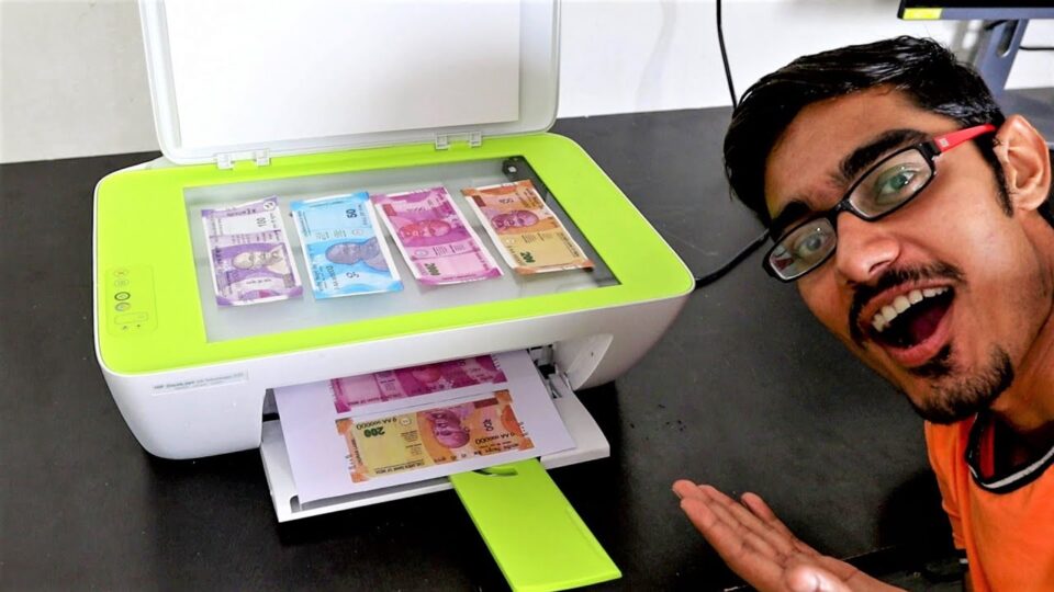 Scanning & Printing Money! पैसे की फोटोकॉपी करने पर क्या होगा?