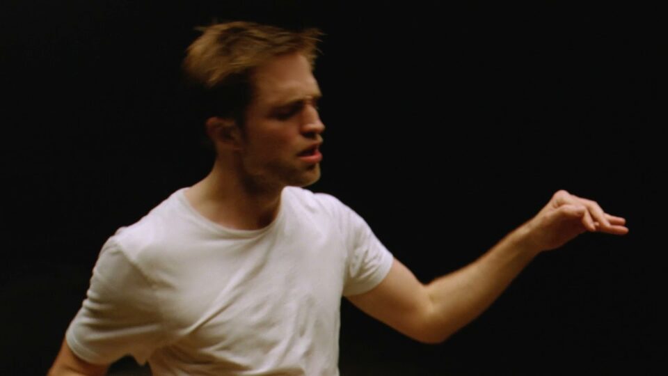 Beauty is a powerful force that moves us – L’Oréal