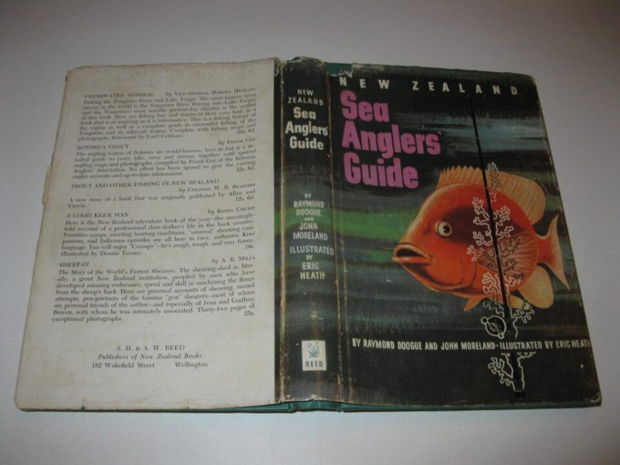 New Zealand Sea Anglers Guide Raymond Doogue and John Moreland [Fine] [Hardcover]