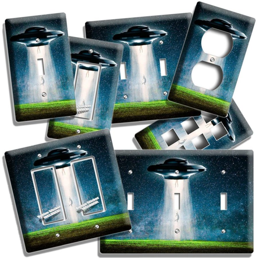 ALIEN SHIP FLYING SAUCER UFO ABDUCTION LIGHT SWITCH OUTLET WALL PLATE NERD DECOR