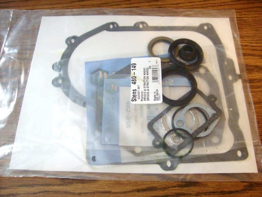 Engine gasket set for Briggs and Stratton 10hp to 13hp 494241 & 490525