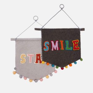 Fiona Walker England Star and Smile Pennant Wall Hanging (2 Pack)