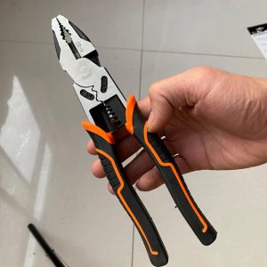 4-In-1 Lineman Plier