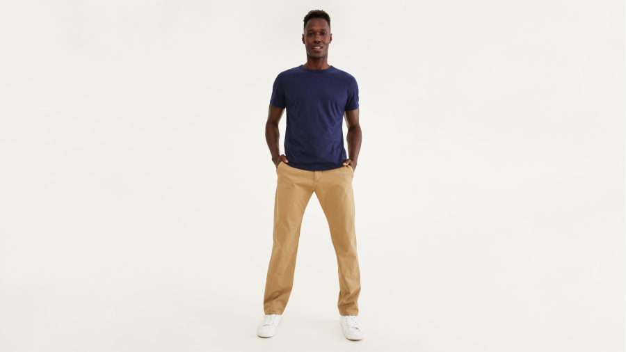 Dockers Ultimate Chinos, Athletic Fit, Men's, Khaki 30 x 30