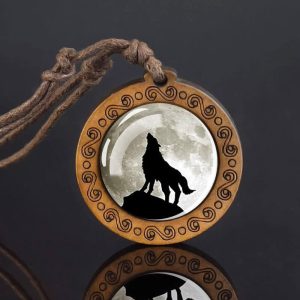 Howling Wolf Round Wood Necklace