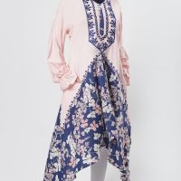 Stunning Pink Floral Bottom Detailing Long Tunic With Pockets