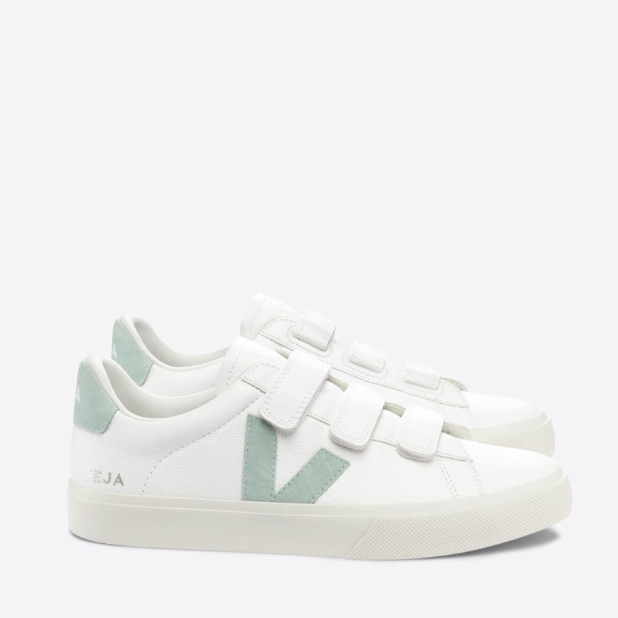Veja Women's Chrome Free Leather and Suede Trainers - UK 3