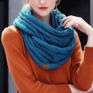 Cable Knit Scarf