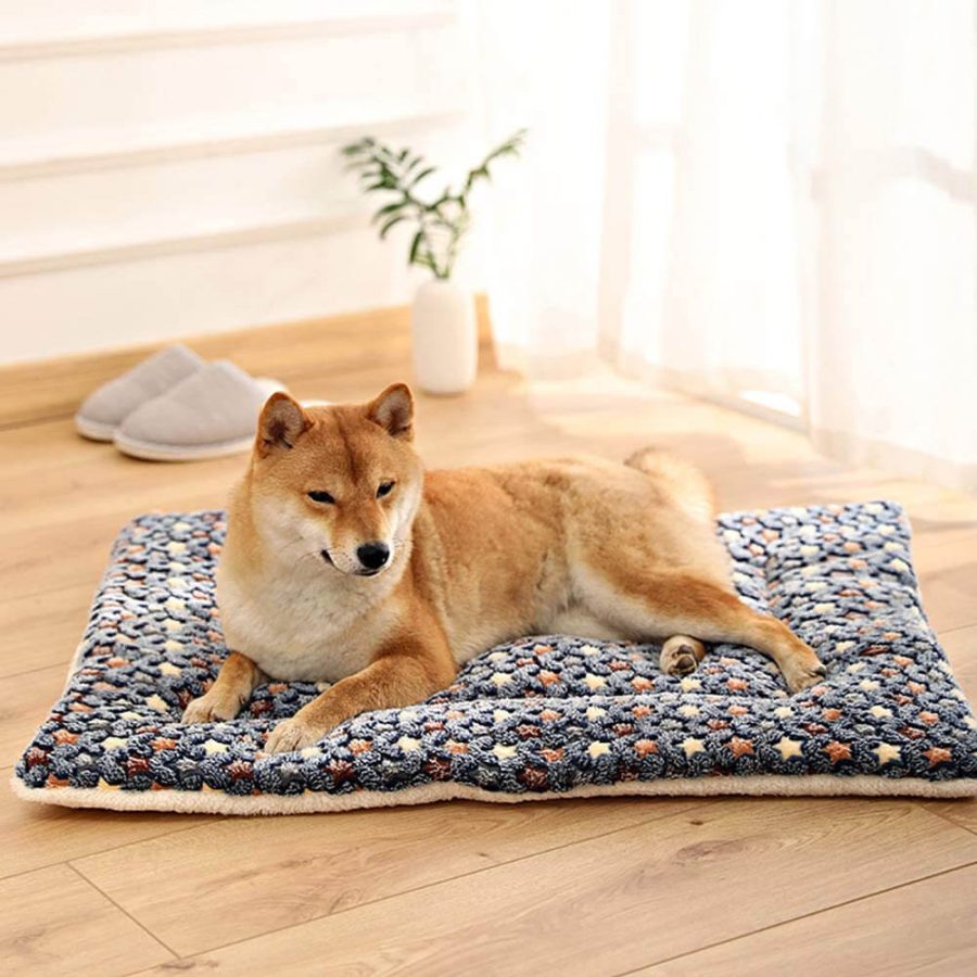 Relaxing Cozy Calming Cat & Dog Blanket
