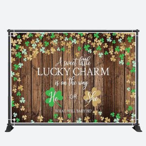 Lucky Charm Clovers Wood Wall Baby Shower Backdrop - Aperturee