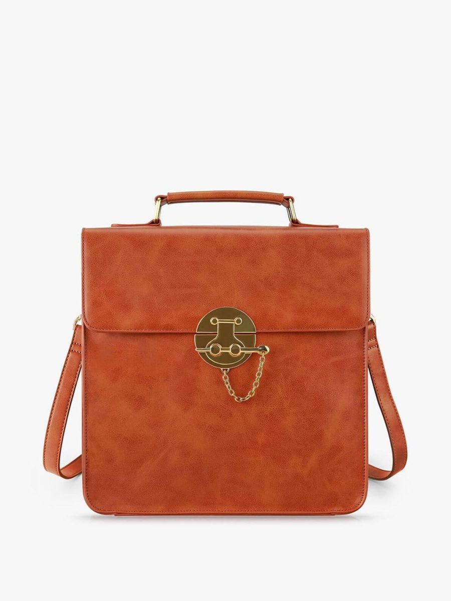 Cornelia - Vintage Small Flap Backpack