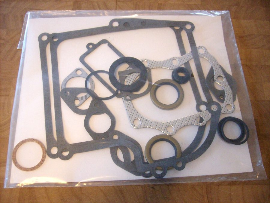 Briggs and Stratton 7hp & 8hp engine gasket set 299577