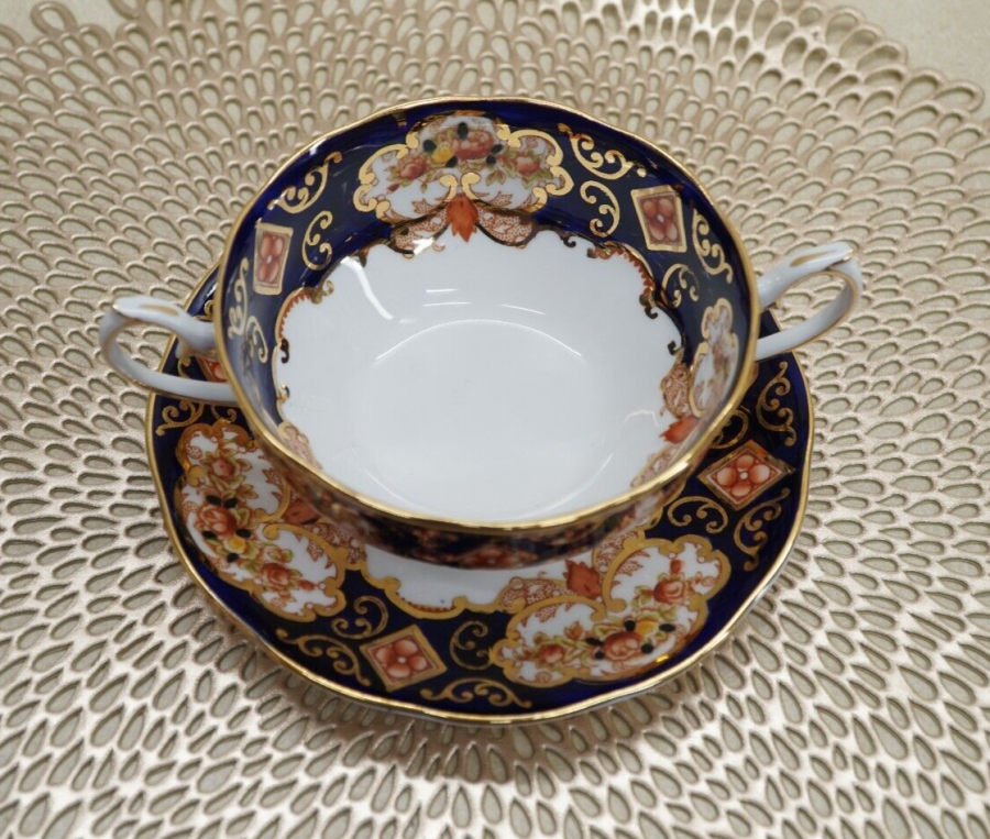 Royal Albert Heirloom Cream Soup Coupe Cup / Bowl & Saucer / Plate England