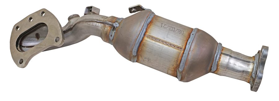 WALKER 16938 Exhaust Ultra EPA Direct Fit Catalytic Converter with Integrated Exhaust Manifold