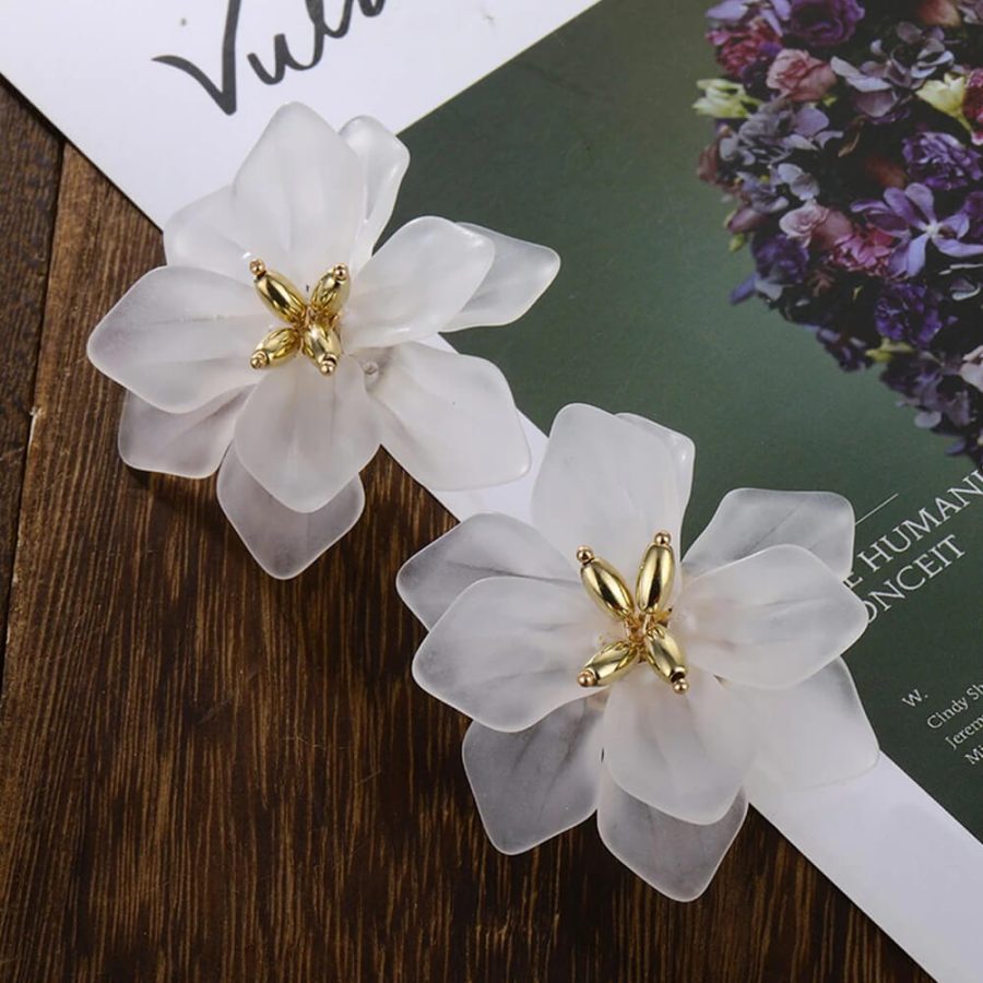 Acrylic Flower Earrings For Earthy Vibes