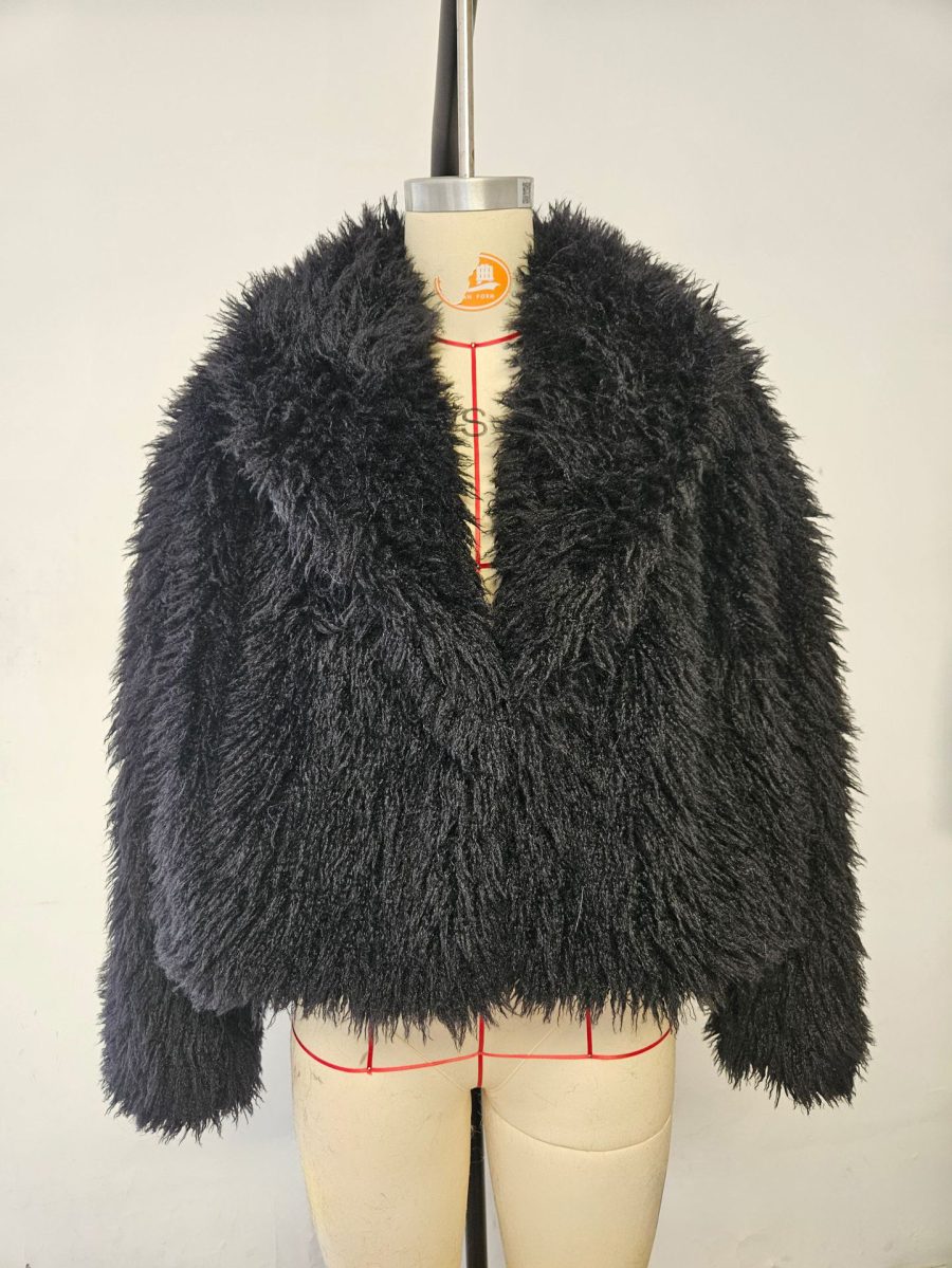 Eco-friendly Fur Coat Lapel Long Sleeves Winter Faux Fur Coat