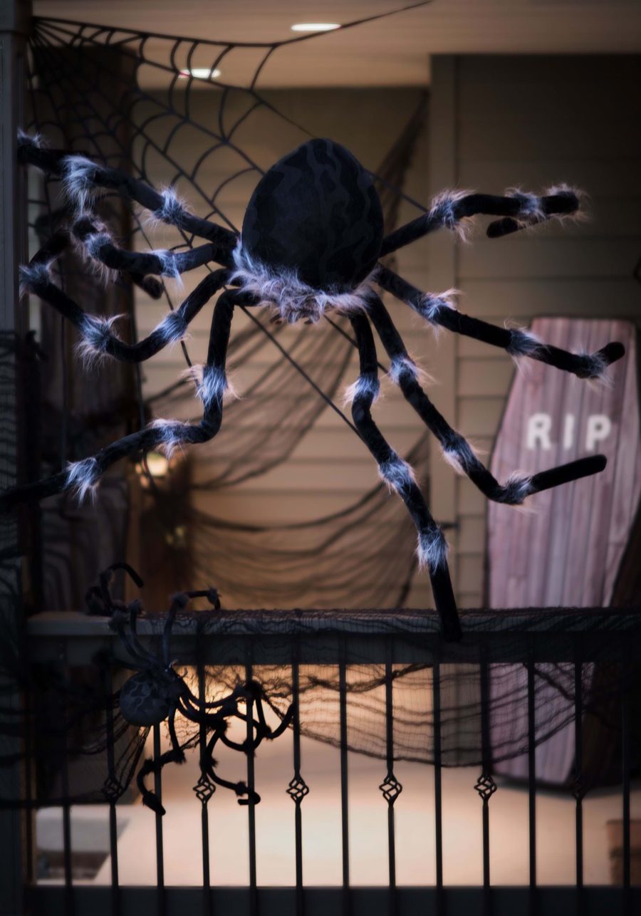 Posable Black 50-Inch Spider Prop