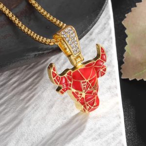 Bull’s Head Red Flat Necklace