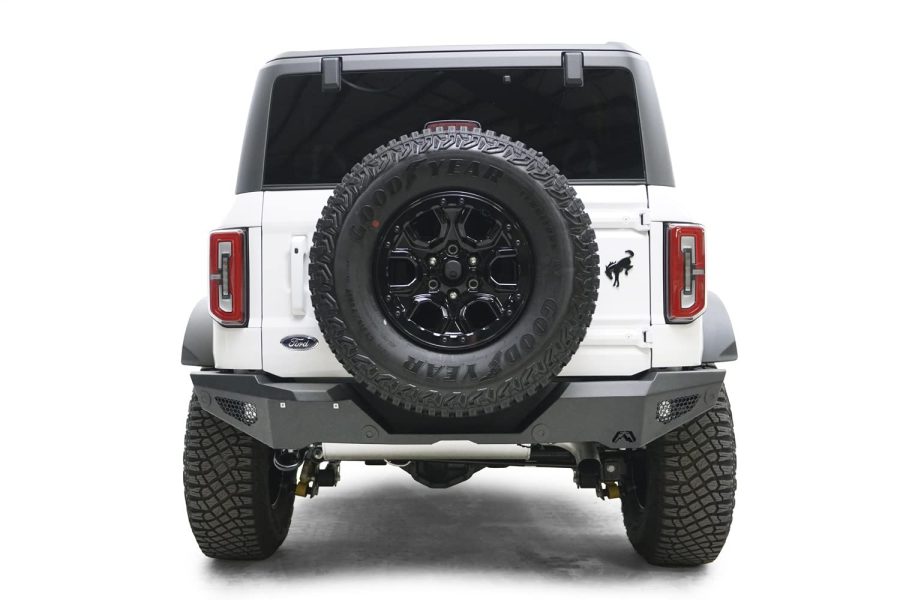 FAB FOURS FB21-Y5252-1 21-22 Bronco Standard R/Bumper, Black