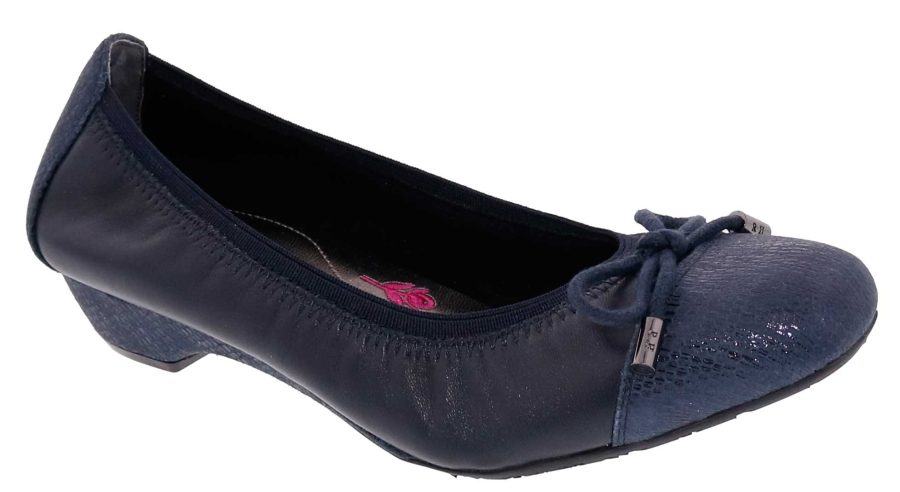 Ros Hommerson Tasha 74027 - Women's Comfort Dress Shoe - X-Narrow - X-Wide