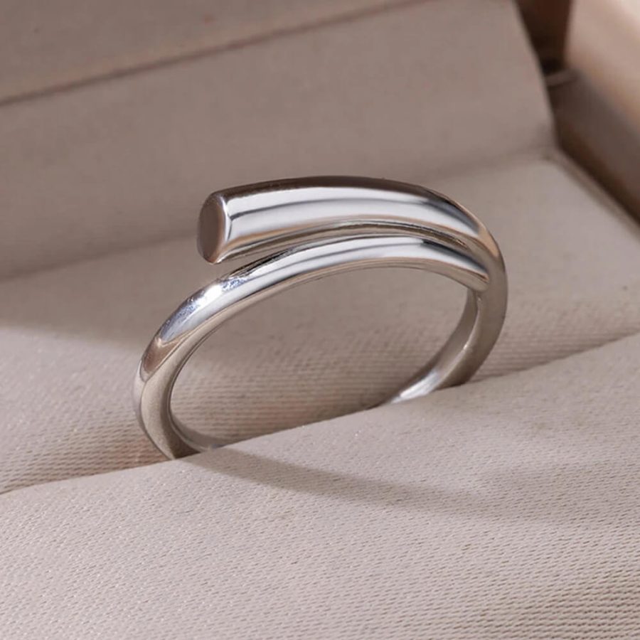 Simple Elegant Adjustable Ring