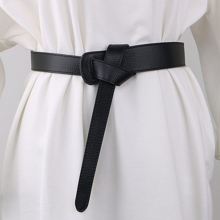 Simply Elegant Buckle-Free Knot Belt