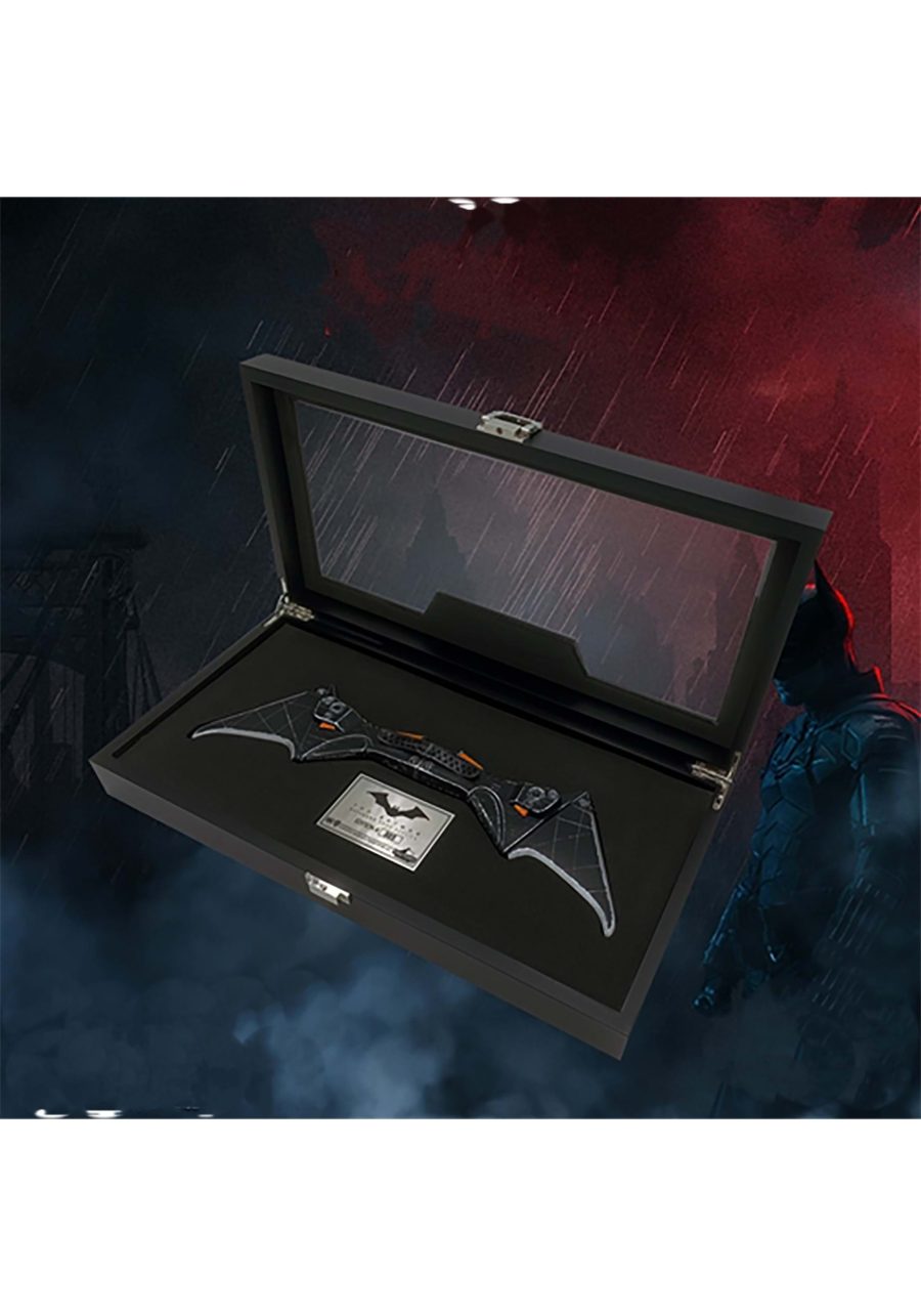 The Batman - Batarang Limited Edition Prop Replica