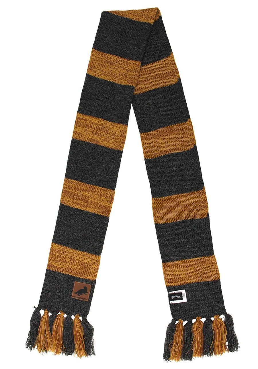 The Harry Potter Vintage Hogwarts Hufflepuff Scarf