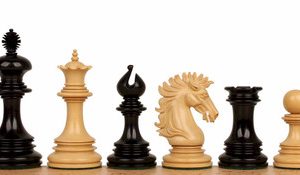 Wellington Staunton Chess Set with Ebony & Boxwood Pieces - 4.25 King