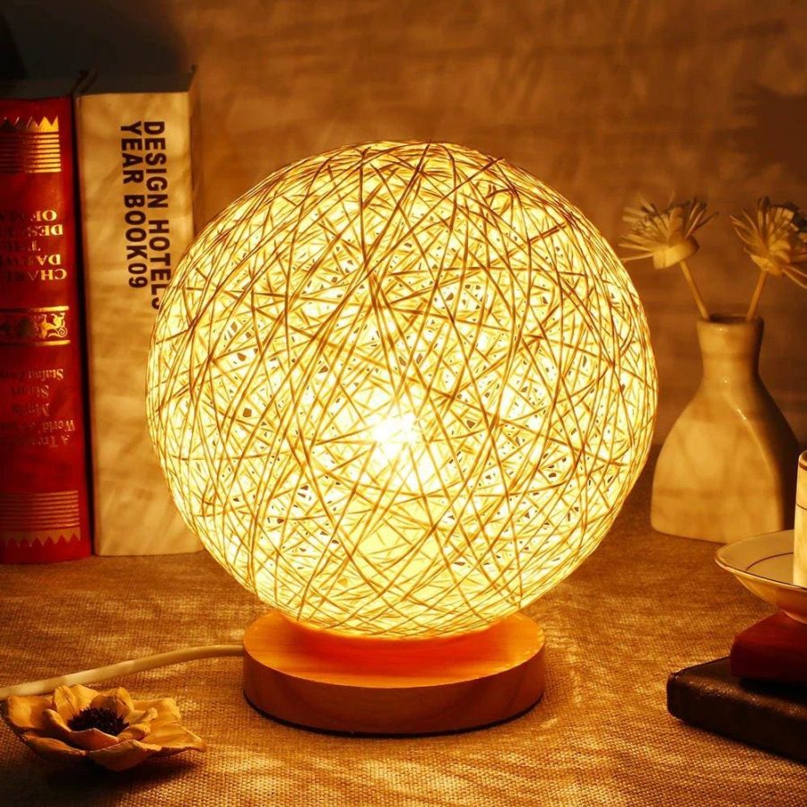 Yarn Ball Lamp