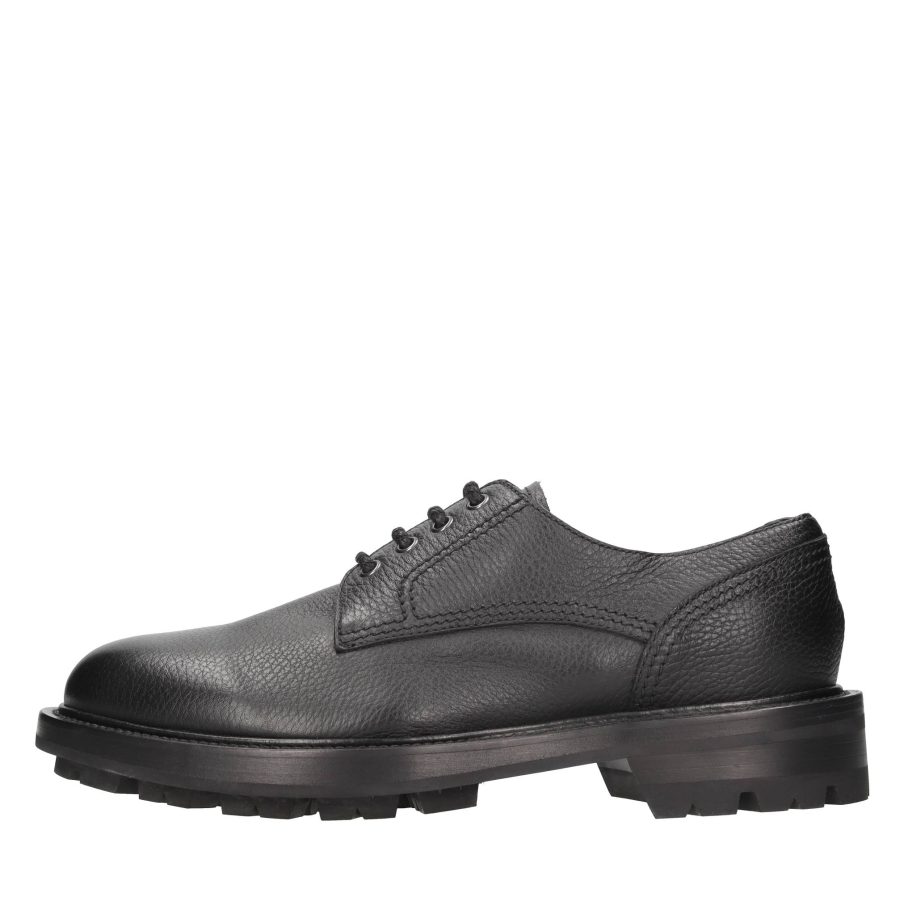 Barrett Low Shoes Black