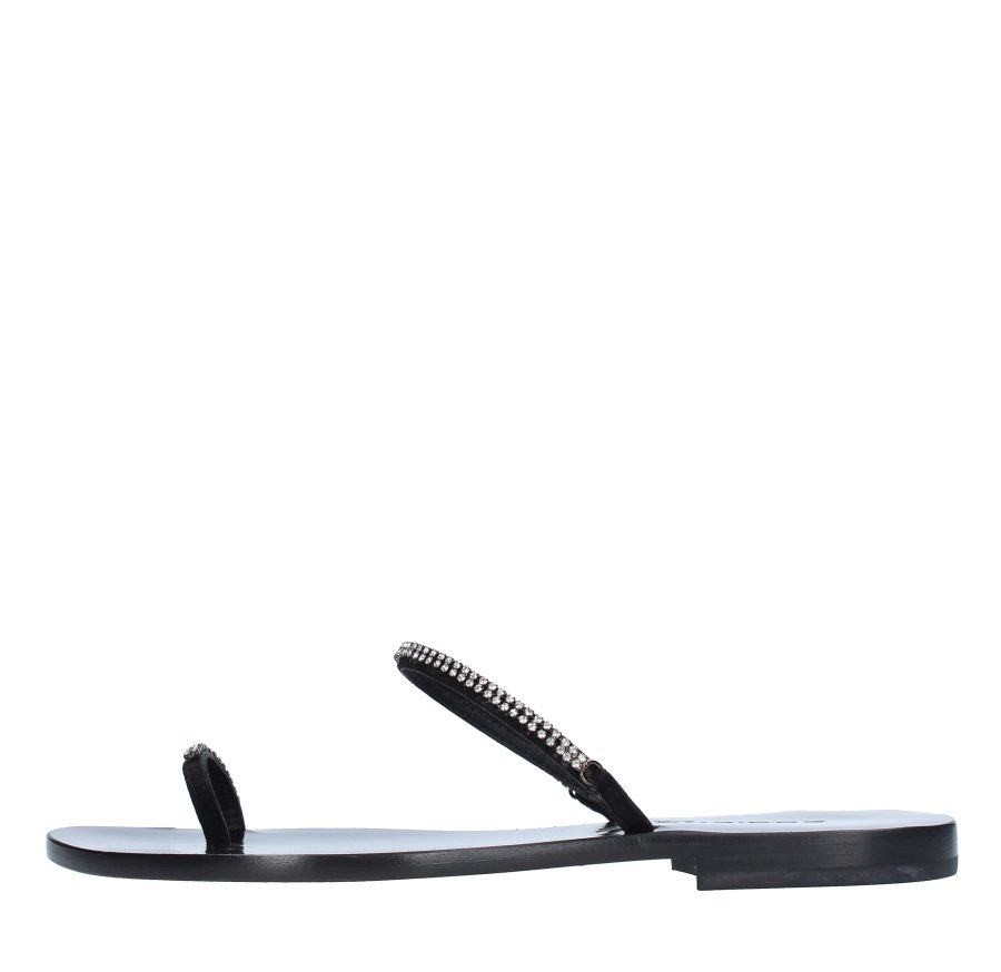 EDDI CUOMO Sandals Black