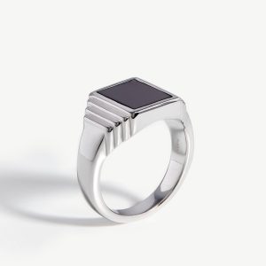 Fused Ridge Signet Ring | Sterling Silver/Black Spinel