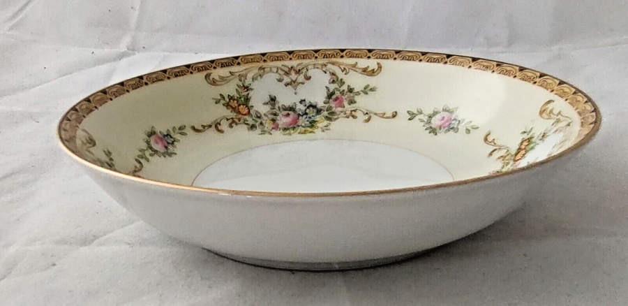 Meito Garland Dessert Fruit Bowl 1950s Gold Trim Porcelain Vtg Pink Floral