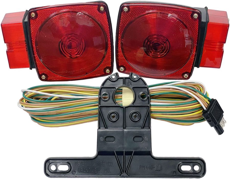 PETERSON V544 TRAILER LIGHT KIT, Tail Light; Incandescent; Can Be Submerged In Water; Square; 5.94 Inch Length x 4-1/2 Width x 2.81 Inch Depth; With One Each 452/452L Tail Light/ 20 Foot Trailer Harness/ License Bracket And Mounting Hardware