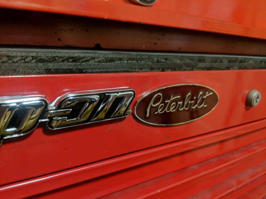 Peterbilt Hood Emblem/Toolbox, Refrigerator Magnets (J15)