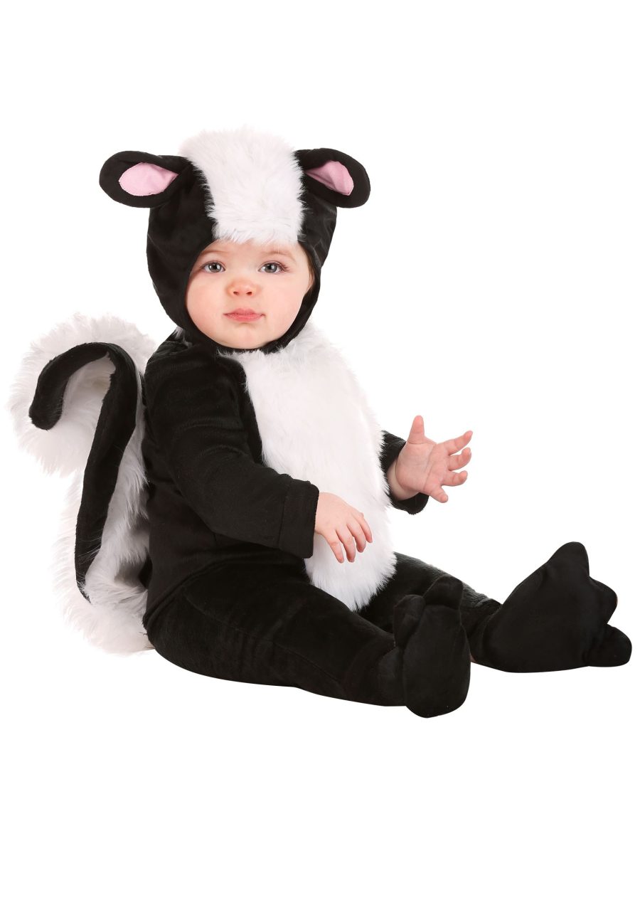 Cozy Skunk Costume for Infants