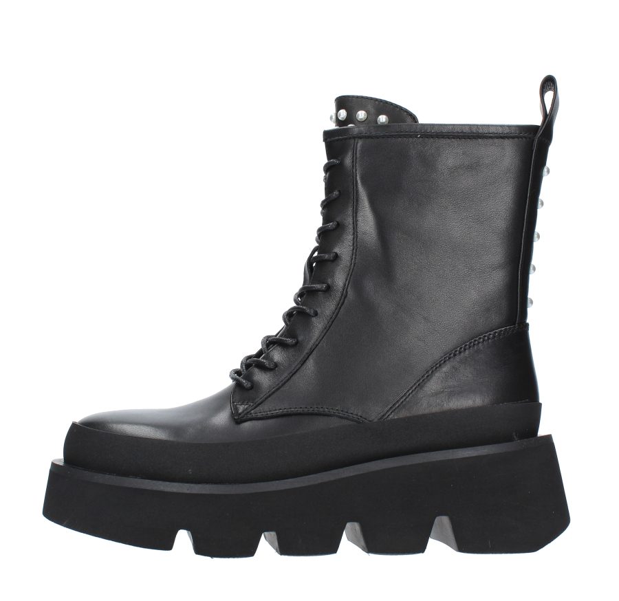 Emanuelle Vee Boots Black