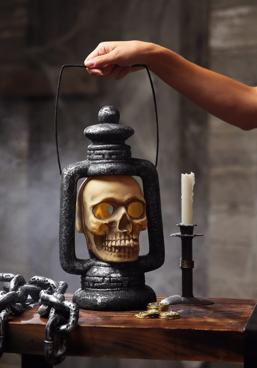 Light Up Spooky Skull Lantern Halloween Prop