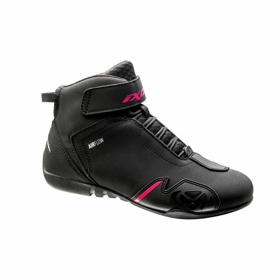 Motorcycle shoes for women Ixon Gambler