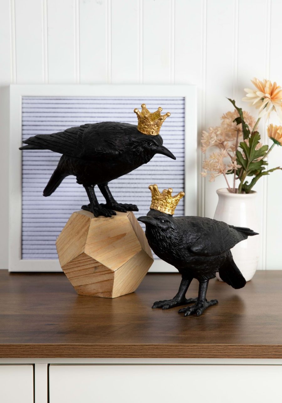 Set of Two Resin Crows with Gold Crowns Decoration