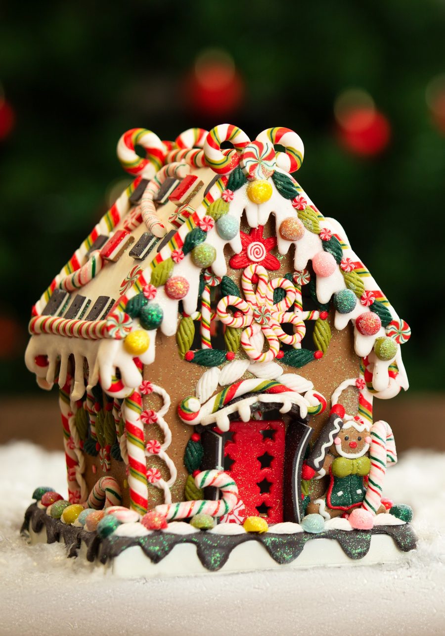 8 Inch Claydough Gingerbread House w/ Lights