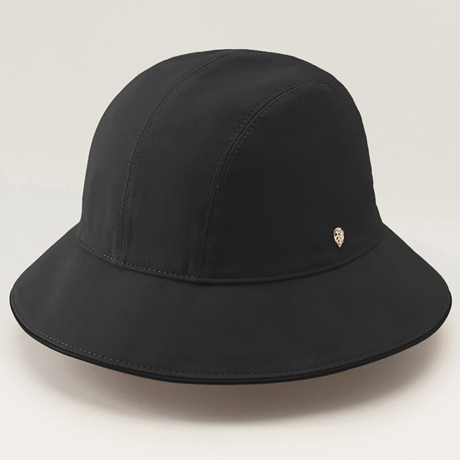 Arya Cloche- Black/Black/OS