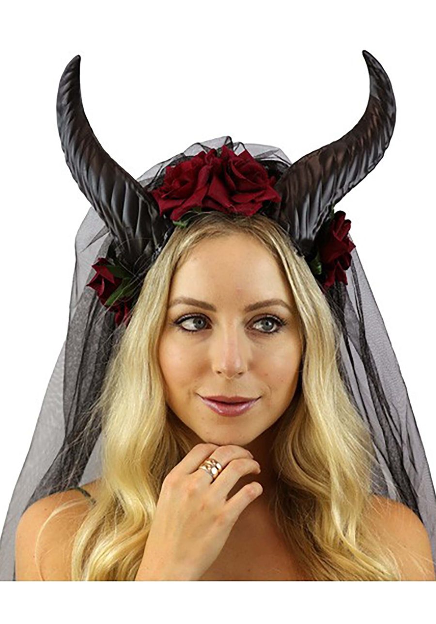 Black Horn Rose Veil